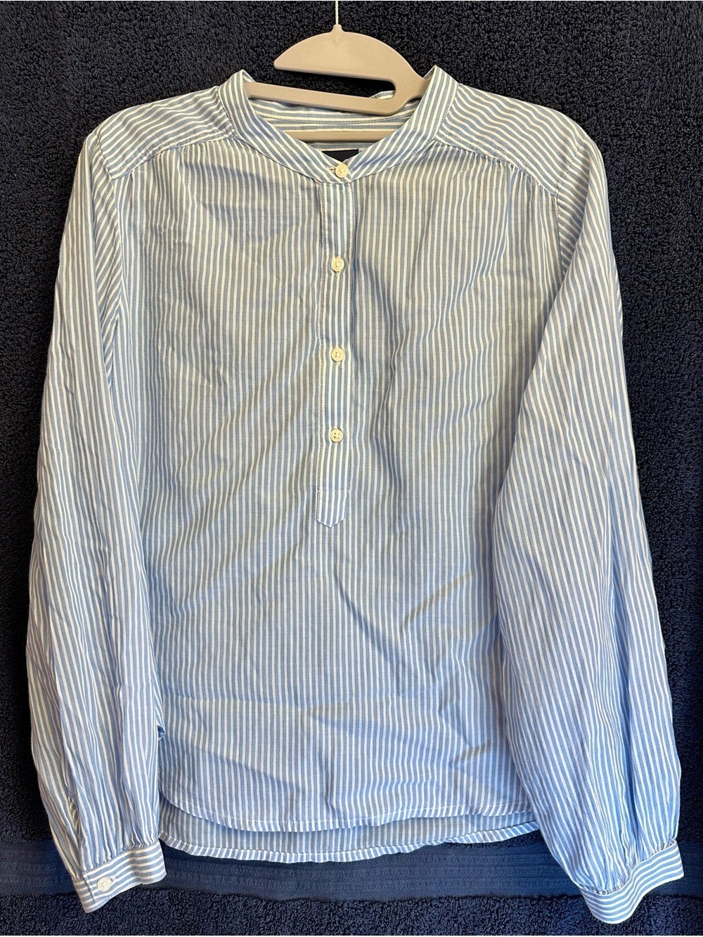 GAP Shirred Popover 100% Cotton Shirt, Light Blue and White Striped Long Sleeve - Picture 4 of 9